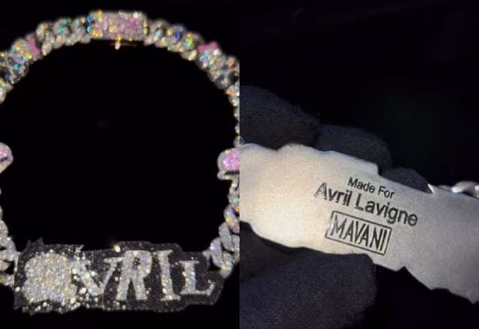 Tyga memberi Avril Lavigne rantai berlian pesanan khusus sebesar $80K