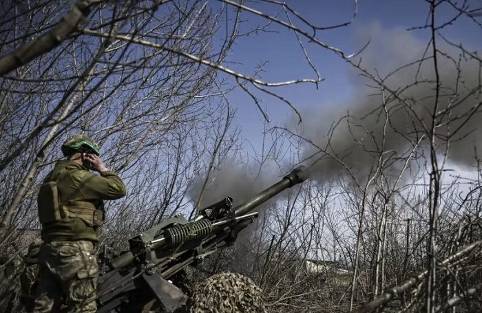 Ukrainian servicemen fire with an M119 105mm howitzers at Russian positions near Bachmut, on March 23, 2023, amid the Russian invasion of Ukraine. — Reuters/File