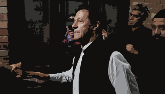 Illustration shows PTI Chairman Imran Khan entering a courthouse. — AFP/File