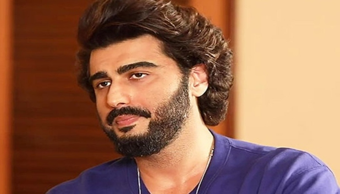 Arjun Kapoor writes an emotional note for late mother