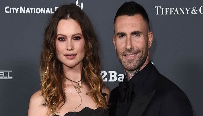 Adam Levine shows love to wife Behati Prinsloo and three kids at Las Vegas residency