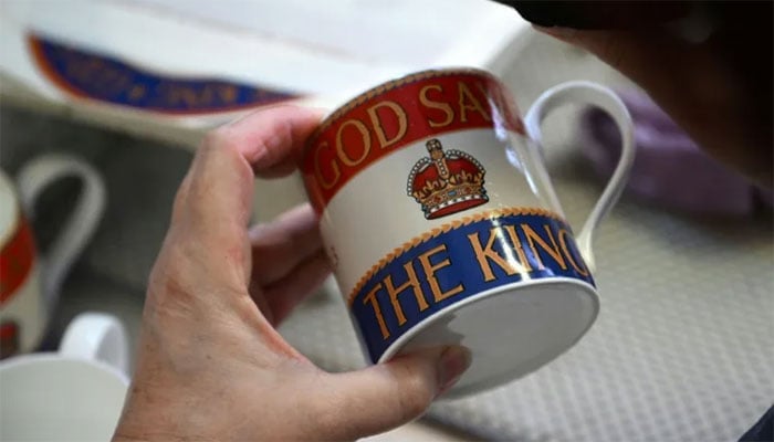 Coronation souvenirs boost struggling English ceramics industry