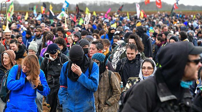 New violent clashes rock France in water protest
