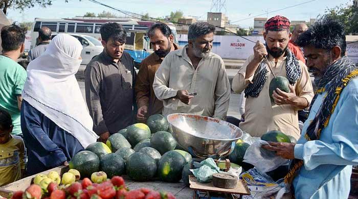 Prices of food items skyrocket amid Ramadan