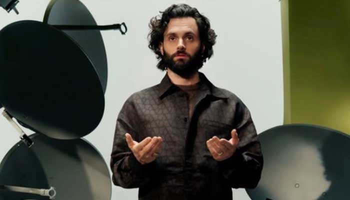 Penn Badgley converts to Islam?