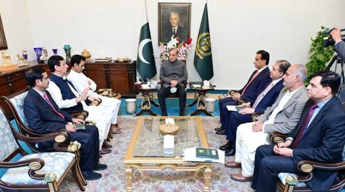 PM Shehbaz directs redressal of MQM-P reservations over census