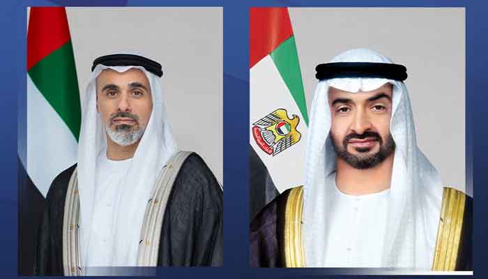 In his capacity as Ruler of Abu Dhabi, Mohamed bin Zayed (R) issues an Emiri decree restructuring Abu Dhabi Executive Council under chairmanship of Khaled bin Mohamed bin Zayed (L). —WAM