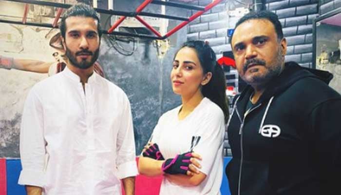 After Muneeb Butt, Ushna Shah also 'forgives' Feroze Khan - Vimarsana News