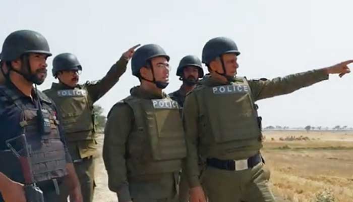 Punjab Inspector-General of Police Dr Usman Anwar supervises the operation on site in Rahim Yar Khan on April 9, 2023. — Twitter/GovtofPunjabPK