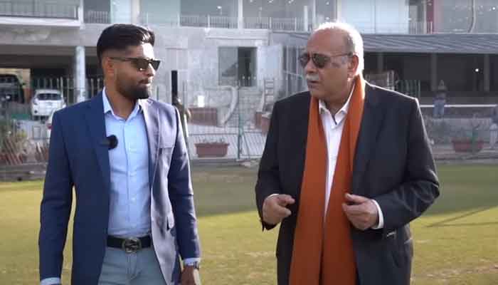 Pakistan skipper Babar Azam (L) and Pakistan Cricket Board (PCB) Management Committee Chairman Najam Sethi. — YouTube screengrab/Pakistan Cricket