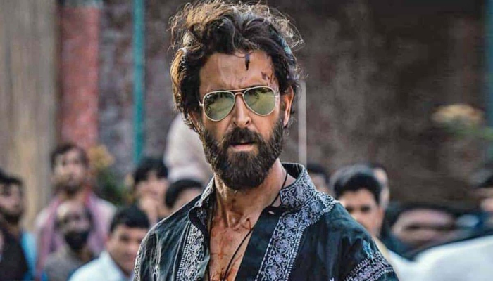 Hrithik Roshan wishes Mansoor Khan on his birthday
