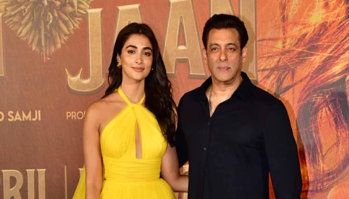 Pooja Hedge talks about her film Cirkus