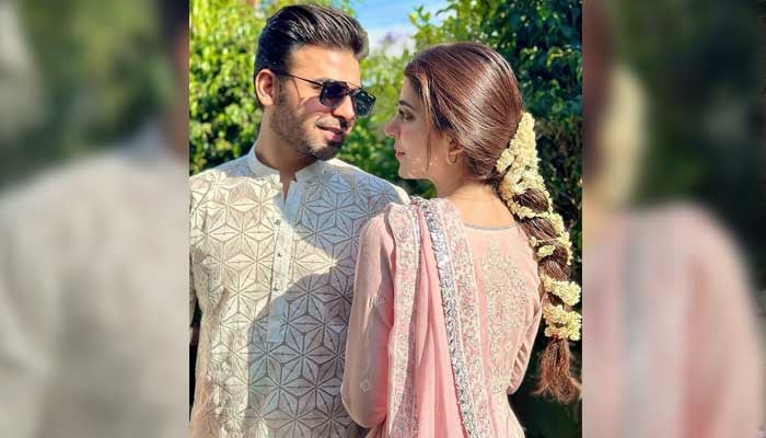 Are Urwa Hocane and Farhan Saeed back together? - Vimarsana News