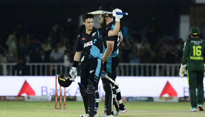 New Zealand batter Mark Chapman celebrating after scoring a hundred against Pakistan. -Twitter@Blackcaps