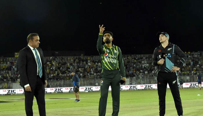 Babar Azam (center) tosses coin ahead of the final match against New Zealand on April 24, 2023. — Twitter/@TheRealPCB