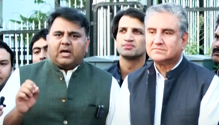 PTI Vice Chairman Shah Mahmood Qureshi (right) and PTI Senior Vice President Fawad Chaudhry during a press conference in Islamabad, on April 28, 2023, in this still taken from a video. — YouTube/GeoNews