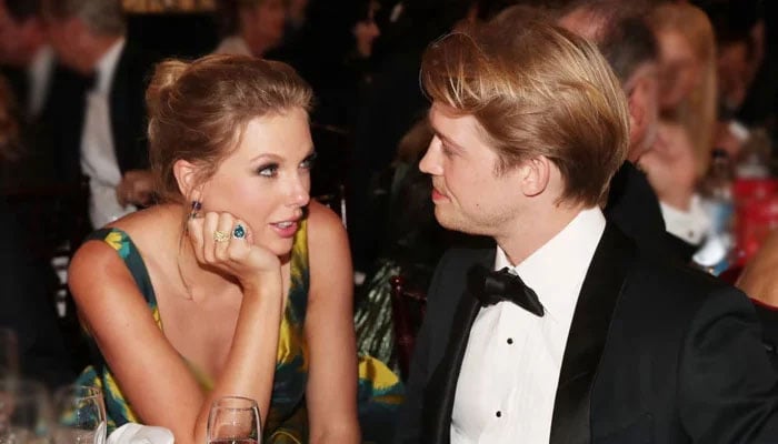 Taylor Swift sang a mournful duet with the rock band The National soon after her split from Joe Alwyn