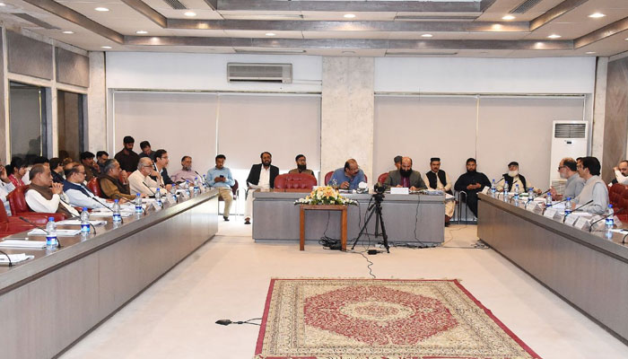 Rana Qasim Noon chairing a meeting of theNational Assembly’s Standing Committee on Rules of Procedure and Privileges. — Twitter/NAofPakistan