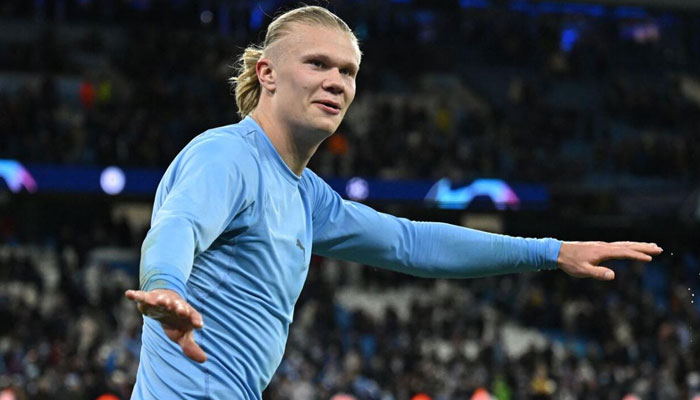 Erling Haaland makes Premier League history as Manchester City reach top spot