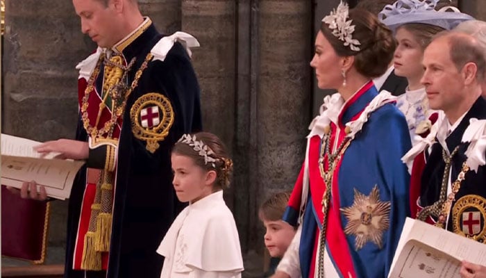 Kate Middleton and Princess Charlotte twin in identical ensembles