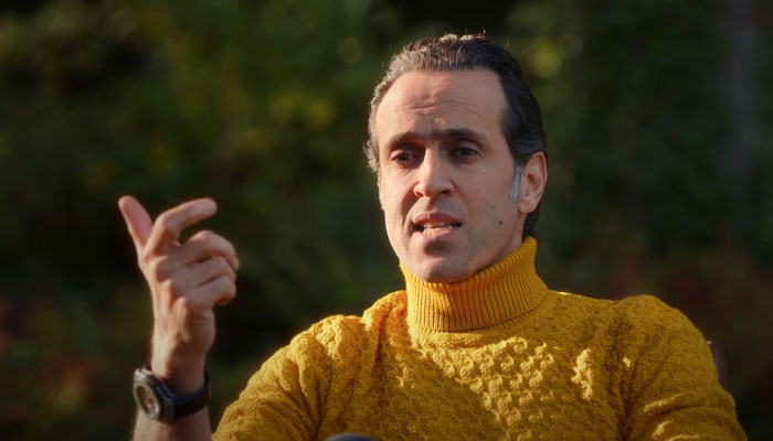 Iranian football coach and former player Ali Karimi while speaking in an interview with Max Amini on November 18, 2022. — Screengrab/Max Amini