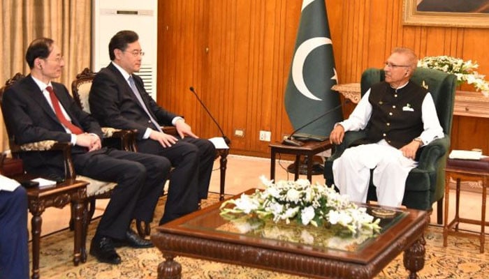 China vows to assist Pakistan overcome financial disaster