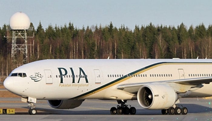 PIA plane strays into Indian airspace for 10 minutes. planepics.org