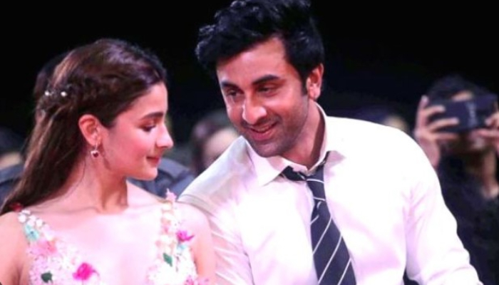 Netizens feel Alia placed Ranbir on a pedestal with the latest remark