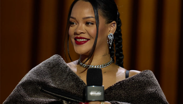 Desas-desus tentang pernikahan Rihanna dan A$AP Rocky tersebar setelah beberapa petunjuk