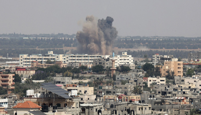 Israeli air strikes martyr 26 Palestinians in Gaza - Vimarsana News