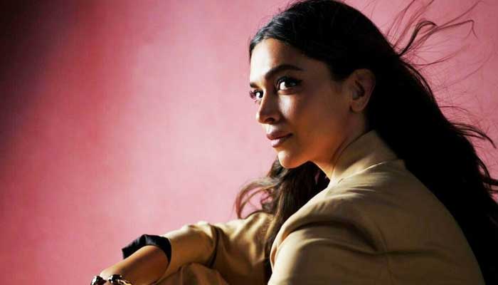 Ranveer Singh surprises Deepika Padukone during her Time magazine interview