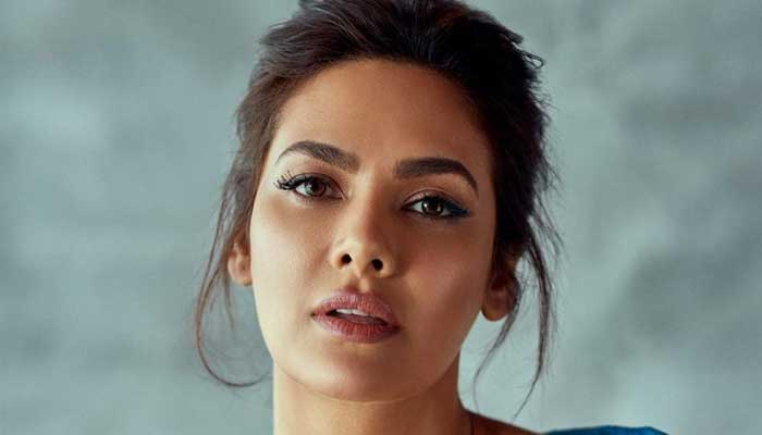 Esha Gupta shares a video on Instagram to announce her debut at Cannes 2023