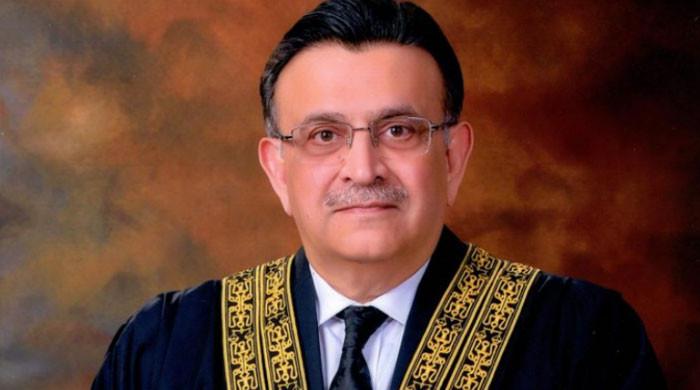 'Good to see you': CJP Bandial clarifies his cordial greeting to Imran Khan after backlash