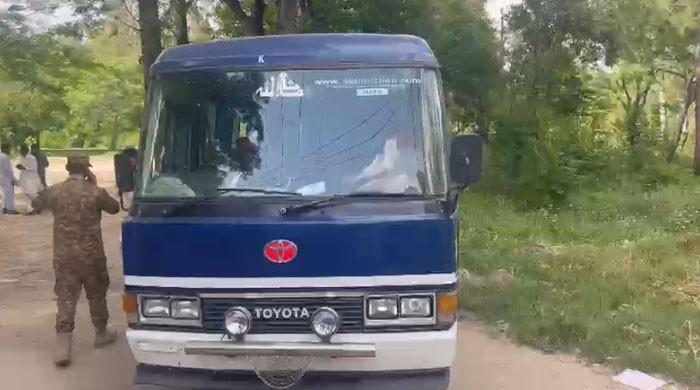 Policeman opens fire on school van, killing one student and injuring five in Swat