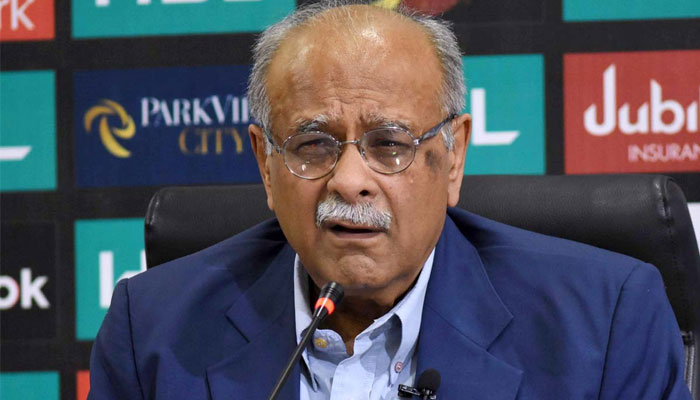 PCB Chairman Najam Sethi talking to the media persons during a press conference at Gaddafi Stadium. — APP/File