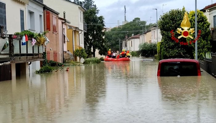 Italia membatalkan Grand Prix setelah banjir yang menghancurkan Emilia Romagna menewaskan 9 orang