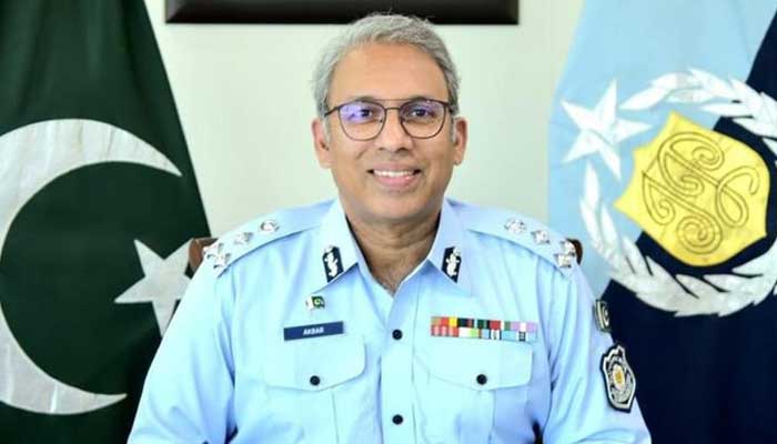 Islamabad Inspector-General of Police Dr Akbar Nasir Khan. — Twitter/ICT_Police