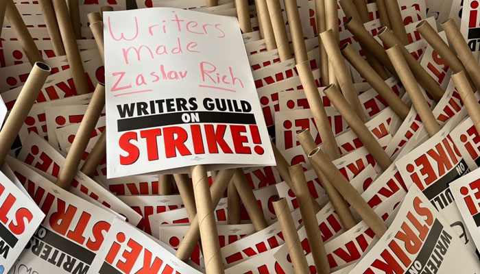 WGA strikers jeer WB. Discovery chief David Zaslav during speech