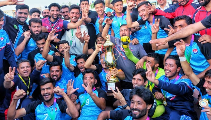 Police celebrate their victory at the Ayub Stadium in Quetta on May 21, 2023. — Facebook/MehakShahid