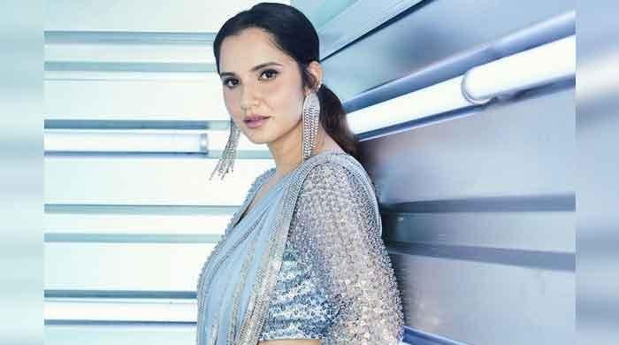 Sania Mirza Ka Bf - Sania Mirza sparkles in pastel blue saree in latest Instagram post