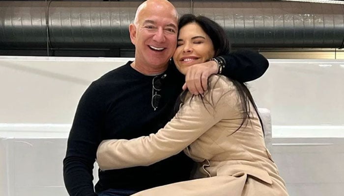 Jeff Bezos, Lauren Sanchez one step closer to marriage