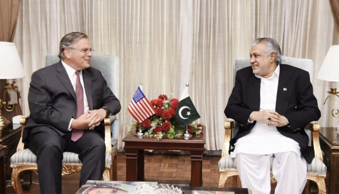 US Ambassador Donald Blome (Left) and Minister of Finance and Revenue Ishaq Dar on May 26, 2023. — Twitter/FinMinistryPak