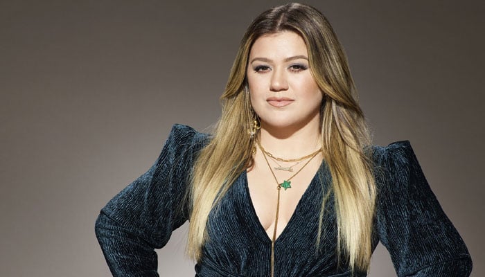 Kelly Clarkson talks moving ‘Kelly Clarkson Show’ to NYC: ‘All for my kids’