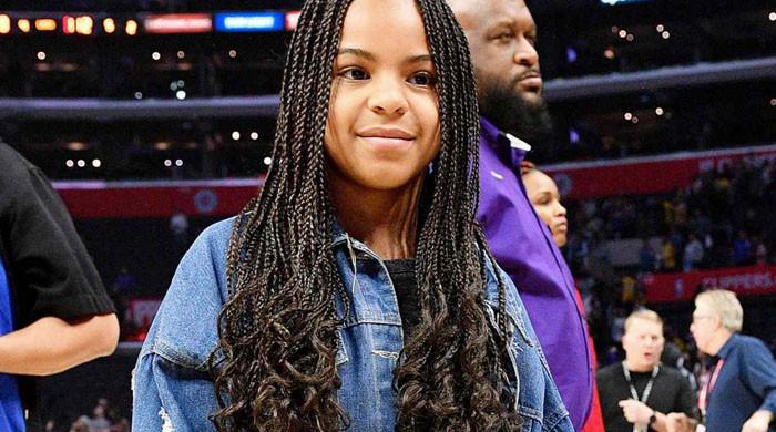 Beyonce brings eleven year old daughter, Blue Ivy, on stage during concert