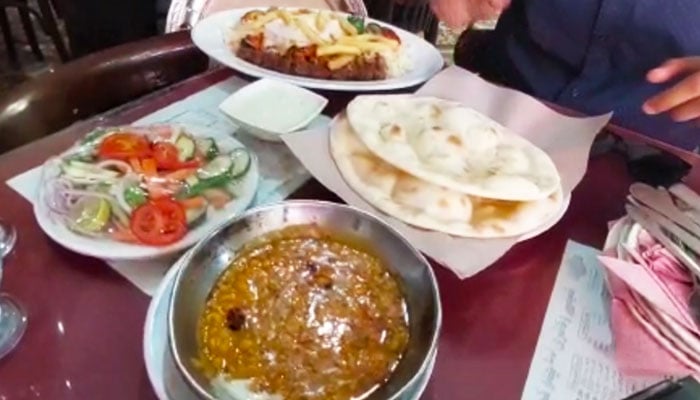 Iranian dishes being served at an Iranian cafe in Karachi. — Author
