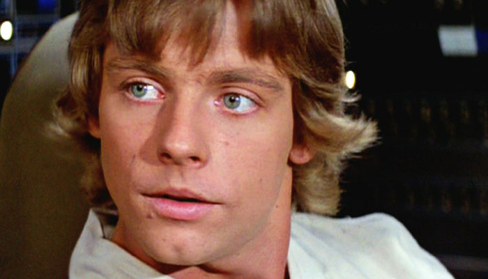 Mark Hamill reacts to Star Wars stunt doubts