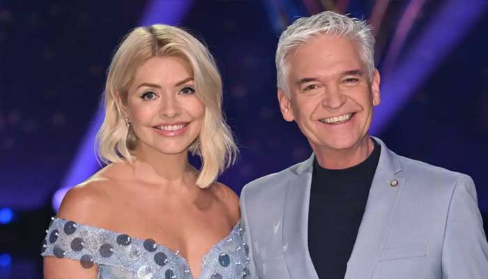 Holly Willoughby has no plans to step down after Phillip Schofield scandal