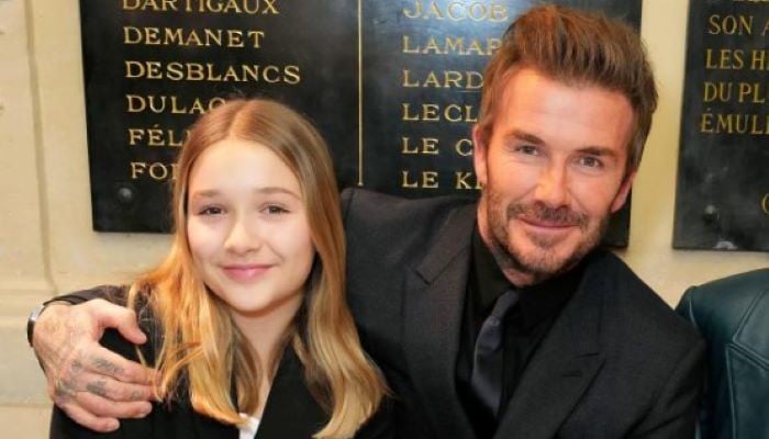 Victoria Beckham berbagi momen berharga dengan David Beckham, putri Harper
