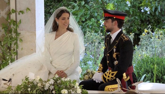 King Abdullahs eldest son, Crown Prince Hussein, marries Rajwa Al Saif, the youngest daughter of Saudi businessman Khaled Al Saif. —Reuters