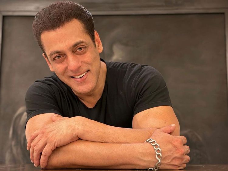 Salman Khan will begin shooting for Tiger Vs Pathaan in February 2024